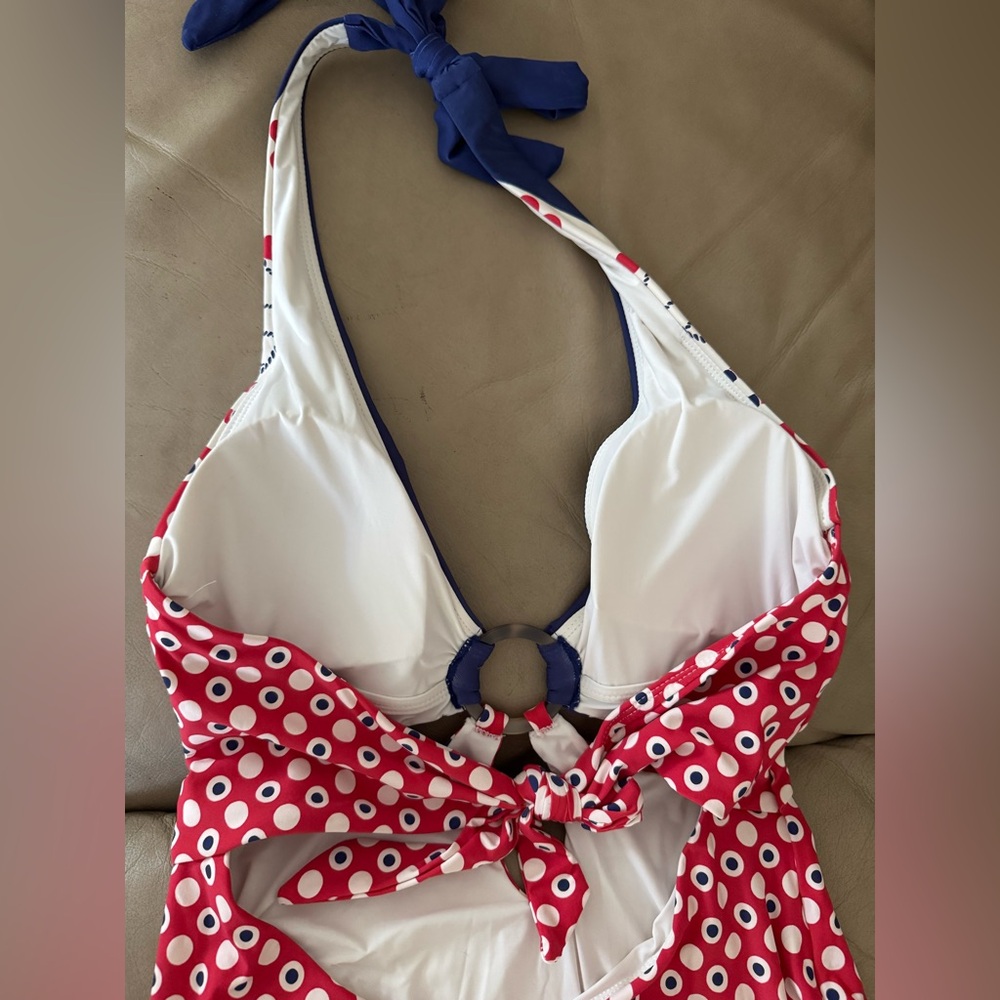 Anthropologie Celandine Everly Cutout One-Piece Swimsuit. Size L. MSRP $128 - Picture 9 of 12